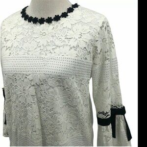 Karl Lagerfeld White Lace Black Trimmed Flared 3/4 Sleeve Top Blouse Size Small